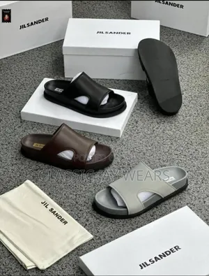 Latest December New in Quality Slippers in 3 Colors
