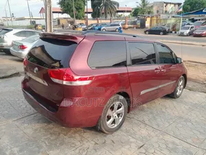 Toyota Sienna LE 8 Passenger 2012 Red