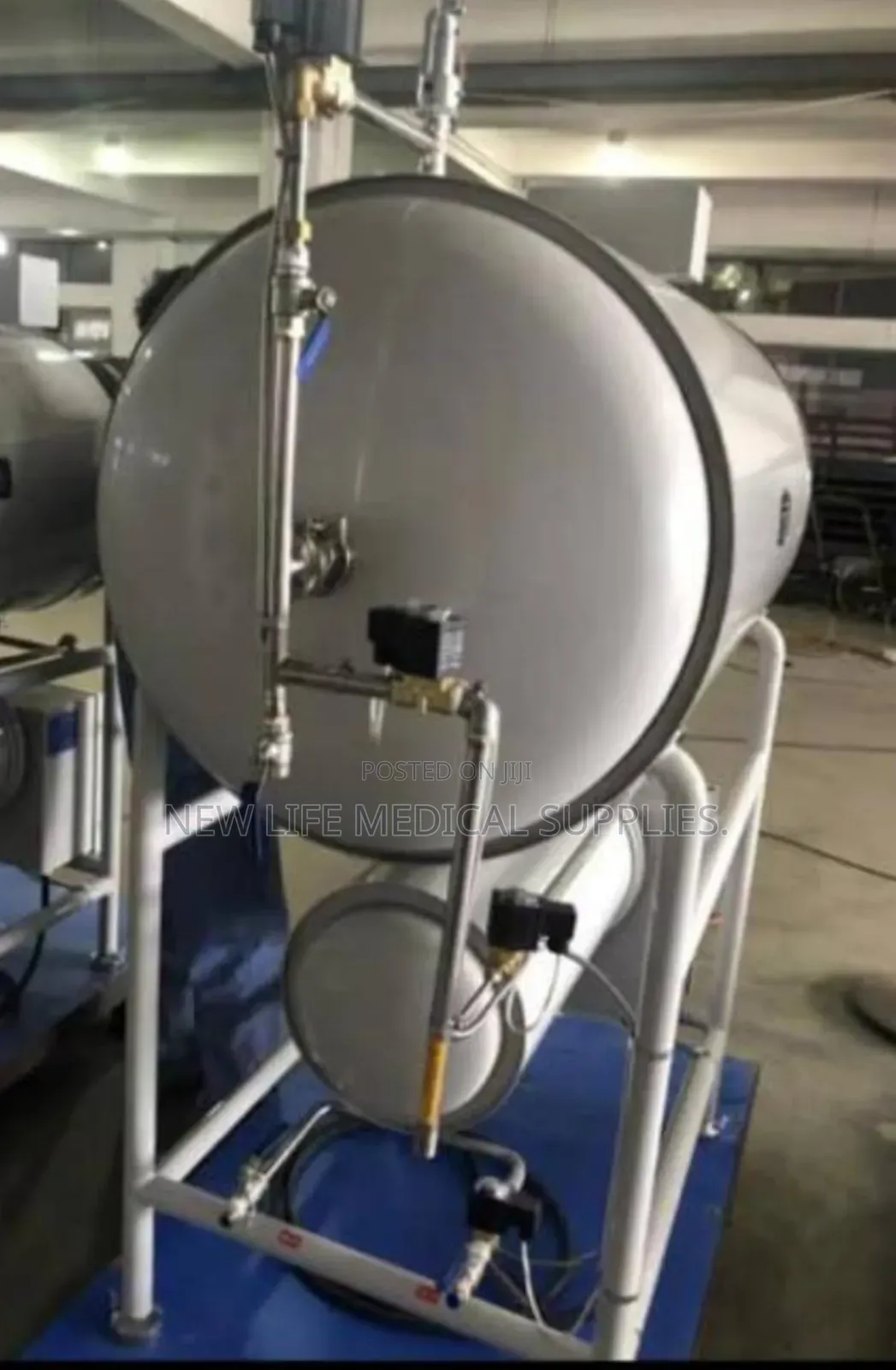Vertical Autoclave Sterilization