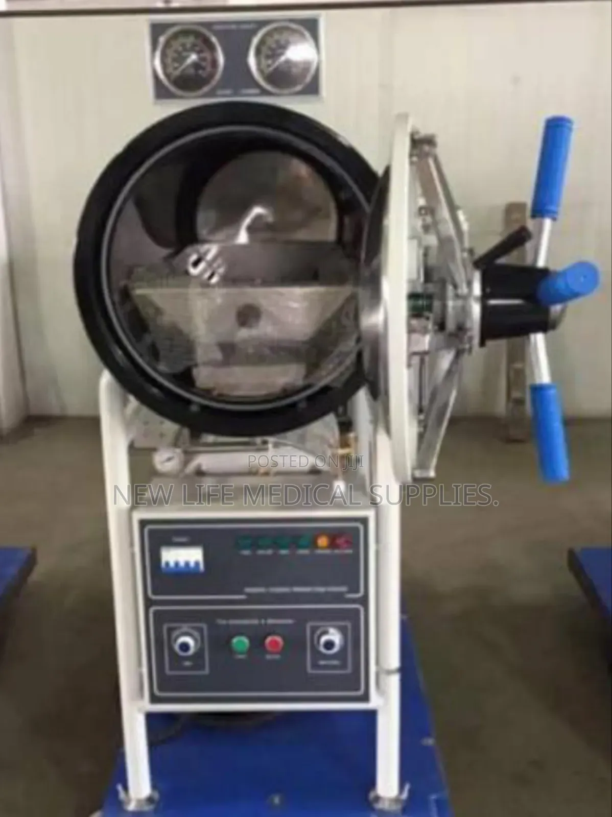 Vertical Autoclave Sterilization