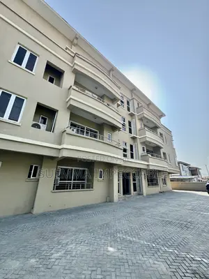 3bdrm Penthouse in Lekki Phase 1 for rent