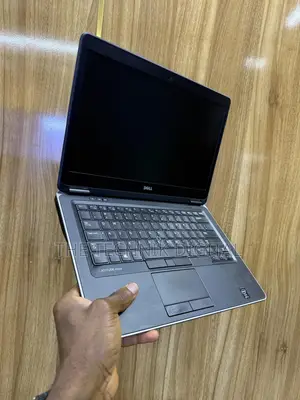 Laptop Dell Latitude 7440 8GB Intel Core I5 SSD 128GB