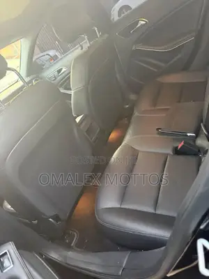 Mercedes-Benz GLA 250 2015 Black