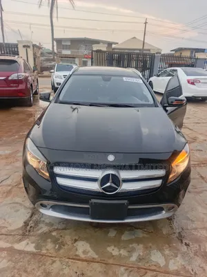 Mercedes-Benz GLA 250 2015 Black
