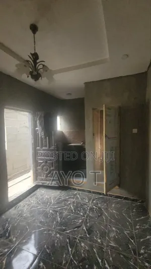 Studio Apartment in Bariga for rent