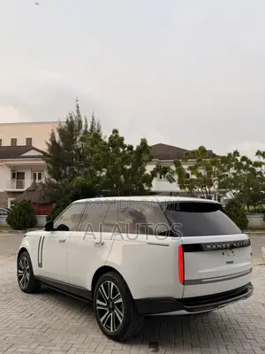 Land Rover Range Rover Vogue 2023 White