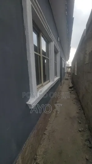Studio Apartment in Bariga for rent