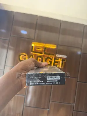 New Samsung Galaxy Z Flip5 512 GB Black