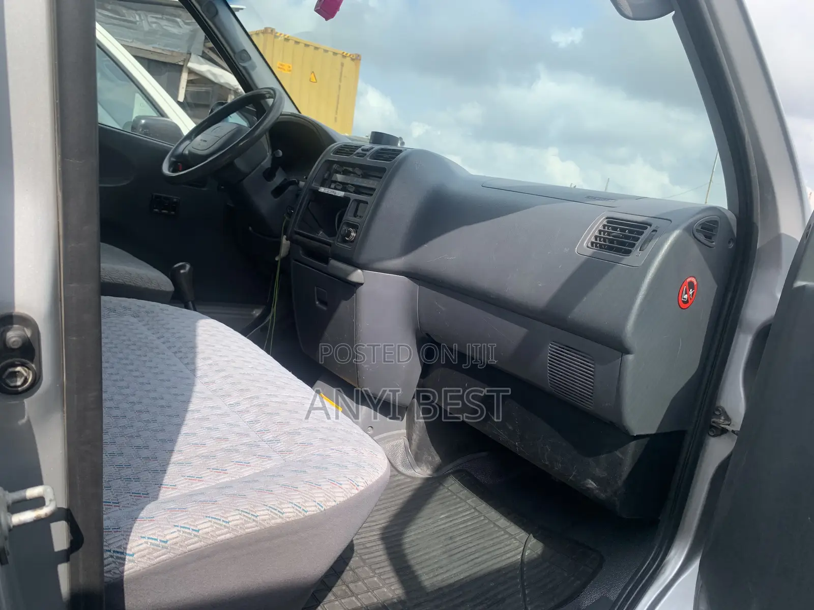 Toyota Grand HiAce 2005 Silver