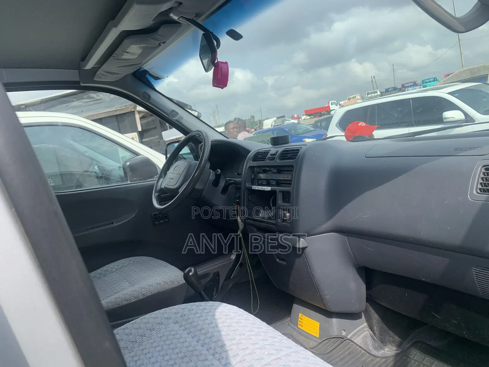 Toyota Grand HiAce 2005 Silver
