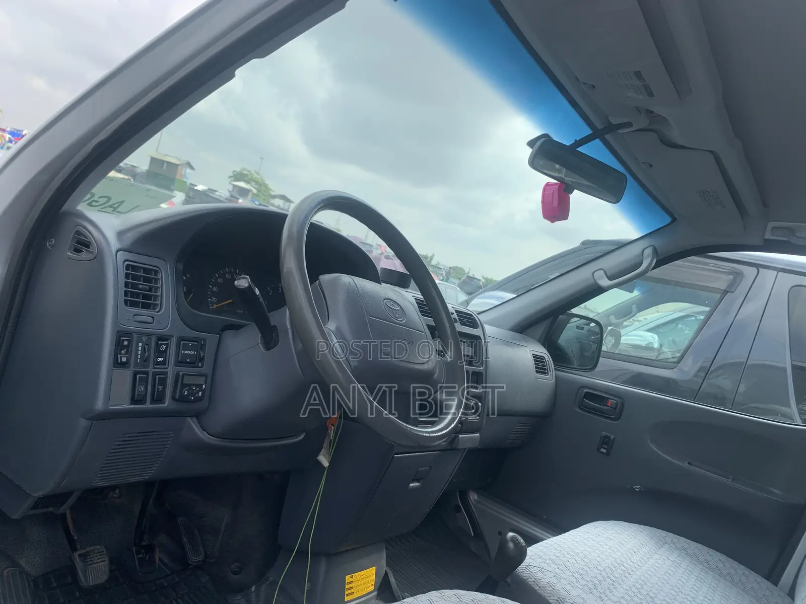 Toyota Grand HiAce 2005 Silver