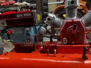 Double Tank 10hp Compressor With Diesel Engine.