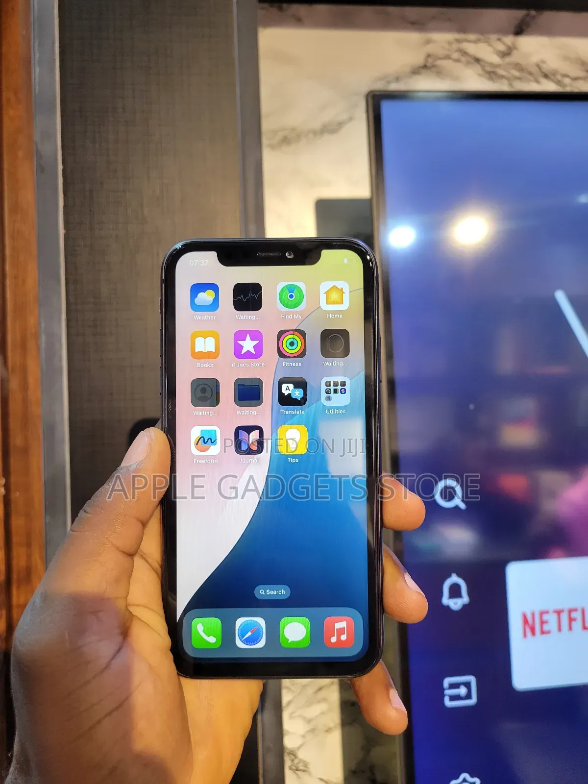 Apple iPhone 11 64 GB