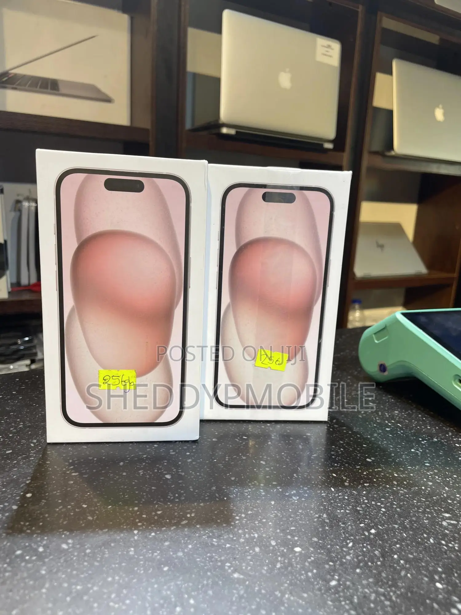 New Apple iPhone 15 256 GB Pink