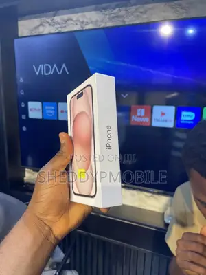 New Apple iPhone 15 256 GB Pink