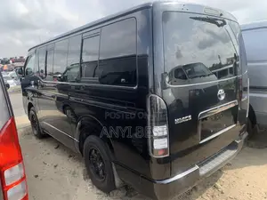 Toyota HiAce 2012 Black