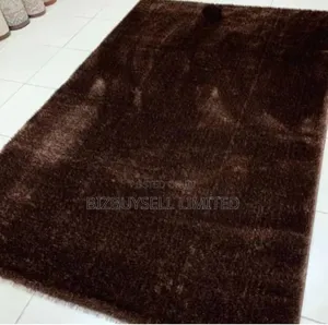 7*10 Fitts Fluffy Center Rug.