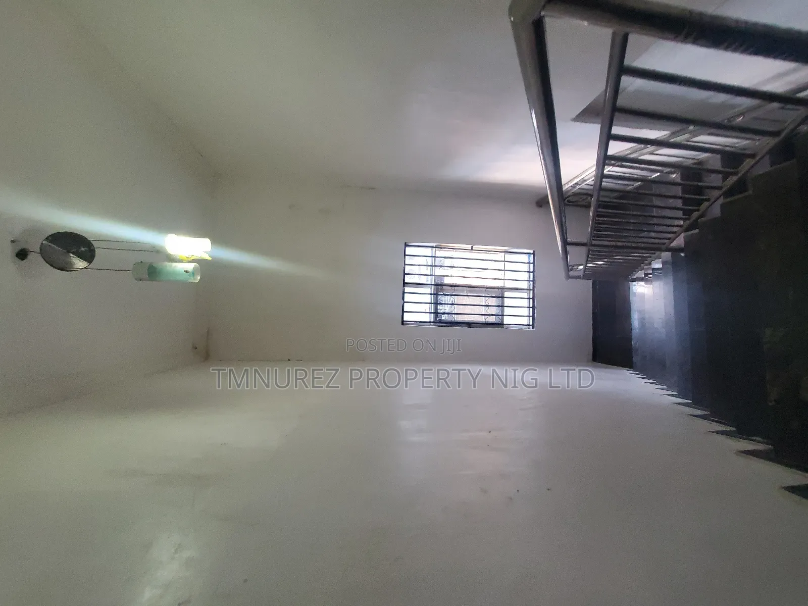 Studio Apartment in Chevron for rent