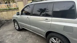 Toyota Highlander Hybrid 2006 Silver