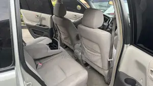 Toyota Highlander Hybrid 2006 Silver