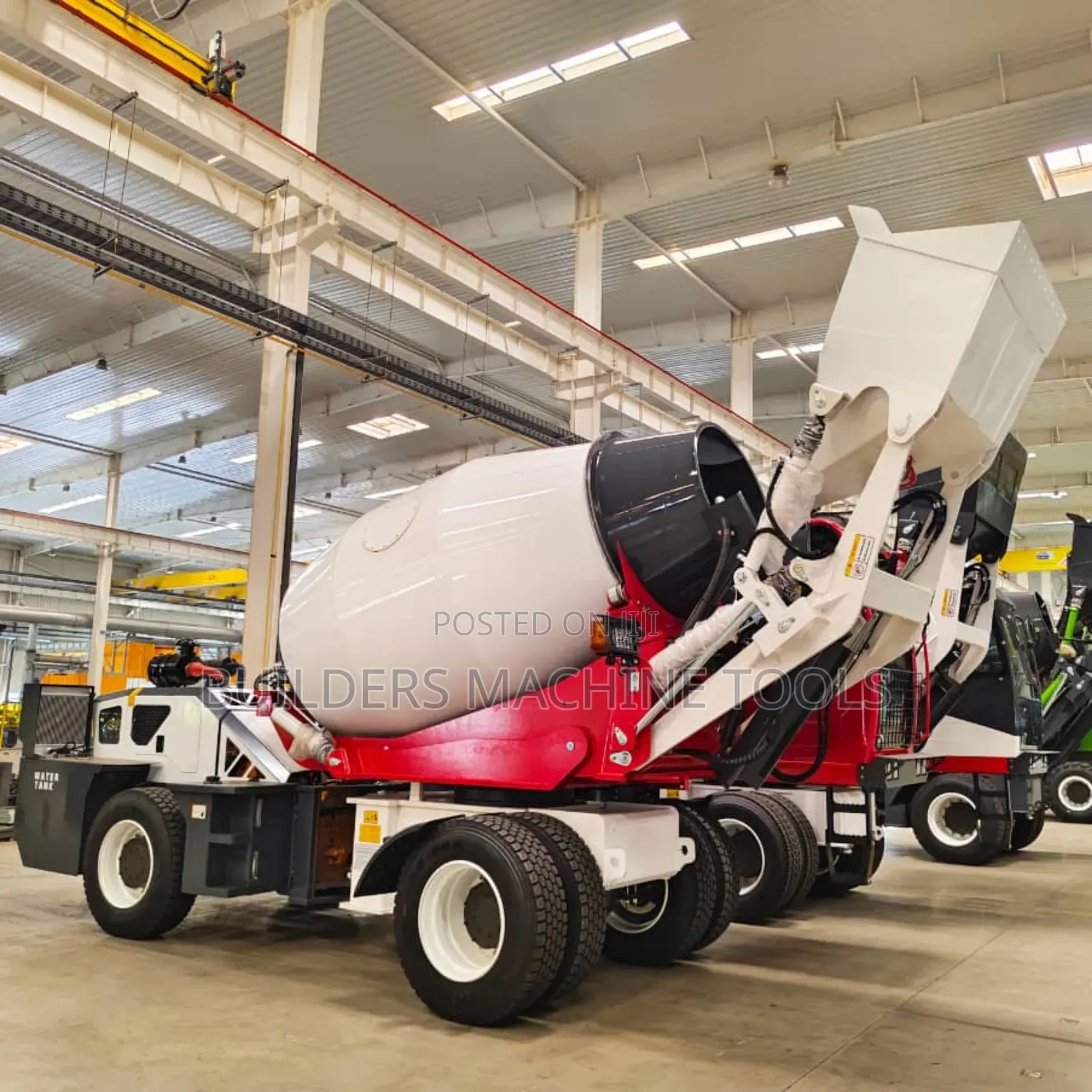 6.5 Cubic Meter Self-Loading Concrete Mixer 