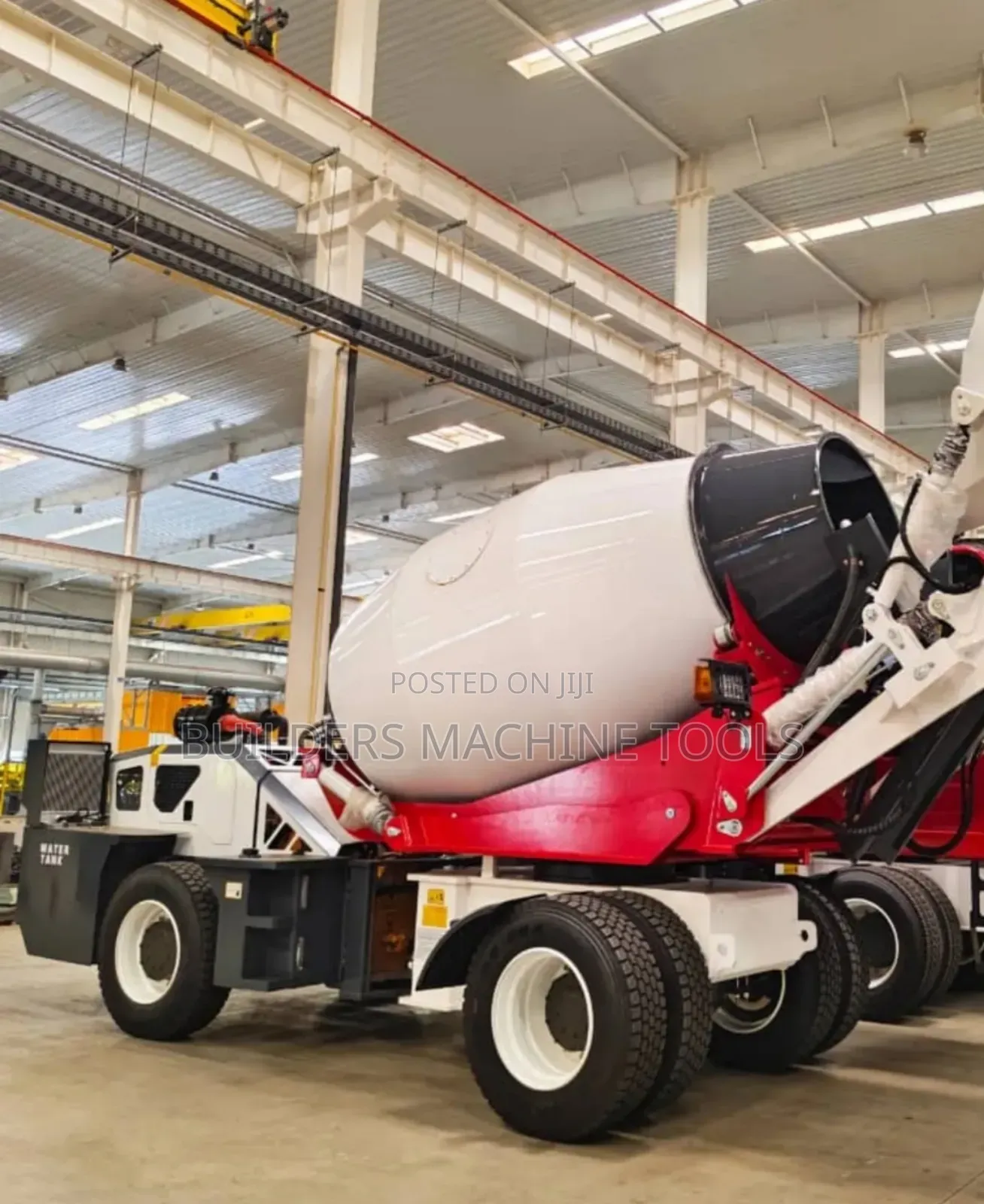 6.5 Cubic Meter Self-Loading Concrete Mixer 