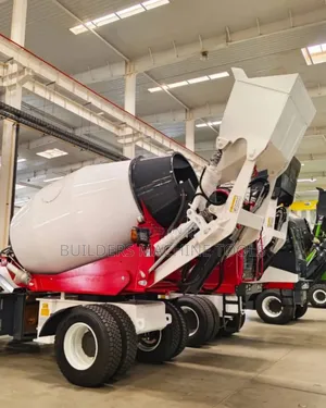 6.5 Cubic Meter Self-Loading Concrete Mixer 