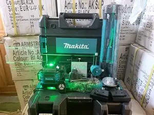 Makita Laser Level 16 Line Complete Set