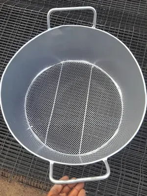 Siever Pots Mesh Wires ( 15 Inches Diameters).