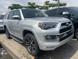 Toyota 4-Runner Limited 4X4 2013 Silver