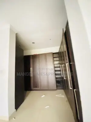 5bdrm Duplex in Ajah for rent