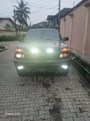 Chevrolet Avalanche 2003 Black