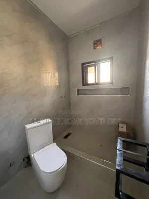 3bdrm Apartment in Lekki Phase 1 for rent