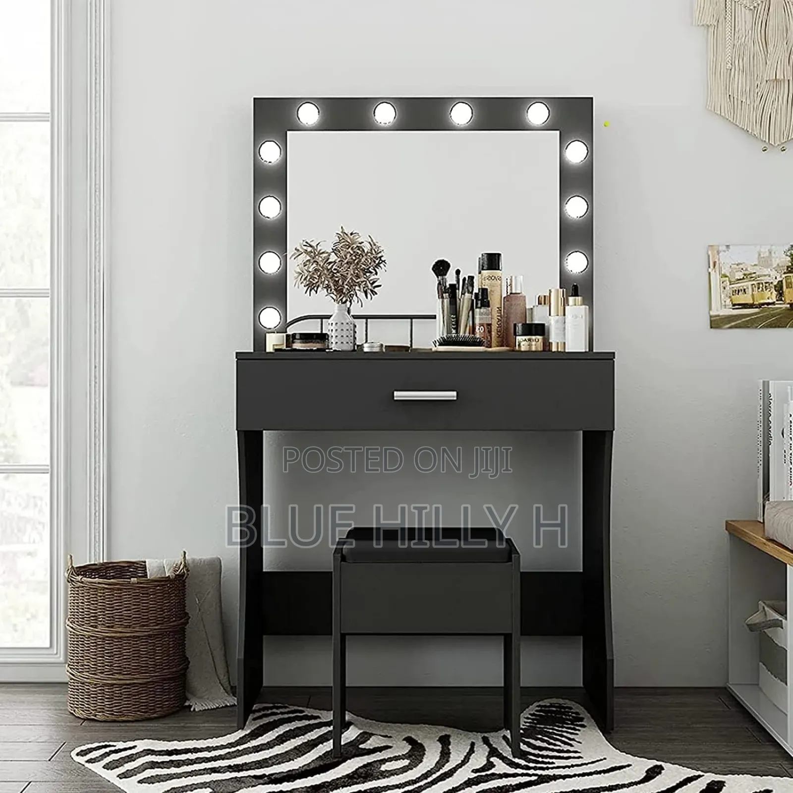 Dress Table And Mirror