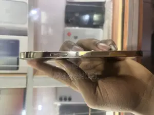 New Apple iPhone 12 Pro 128 GB Gold