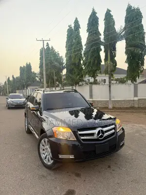 Mercedes-Benz GLK-Class 2010 Black