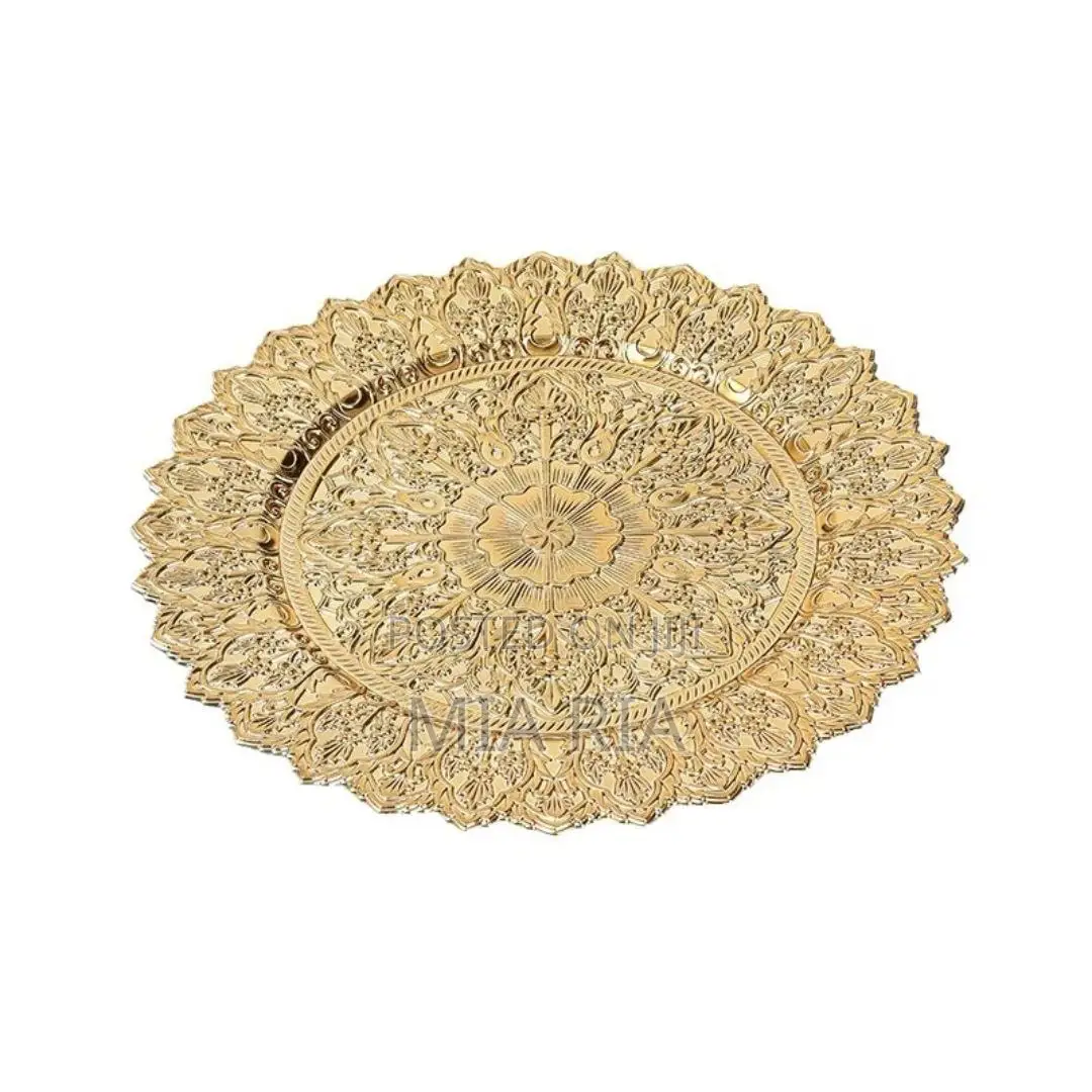 Plastic Gold Charger Plate