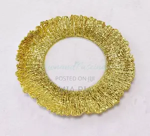 Plastic Gold Charger Plate
