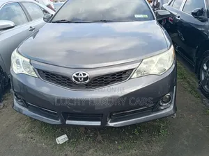 Toyota Camry 2012 Gray