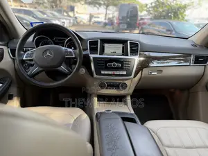 Mercedes-Benz GL-Class GL450 4MATIC 4dr SUV AWD (3.0L 6cyl Turbo 7A)