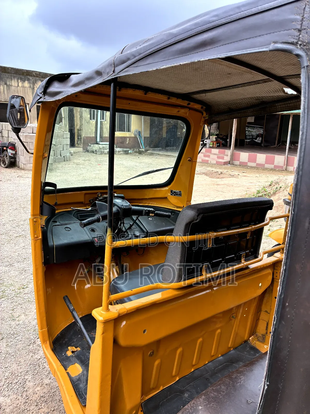 TVS 2015 Yellow