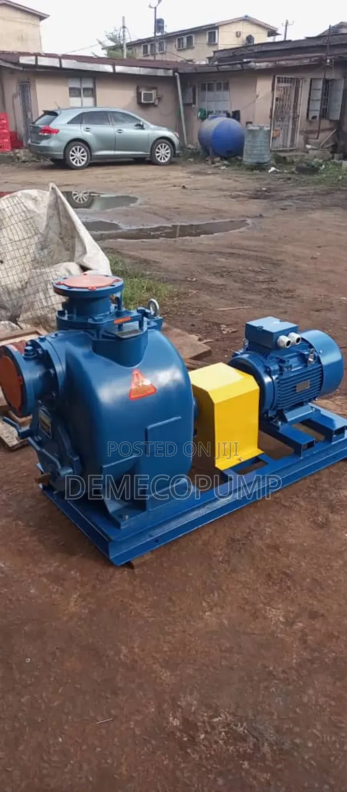 Self Priming Pump Machine