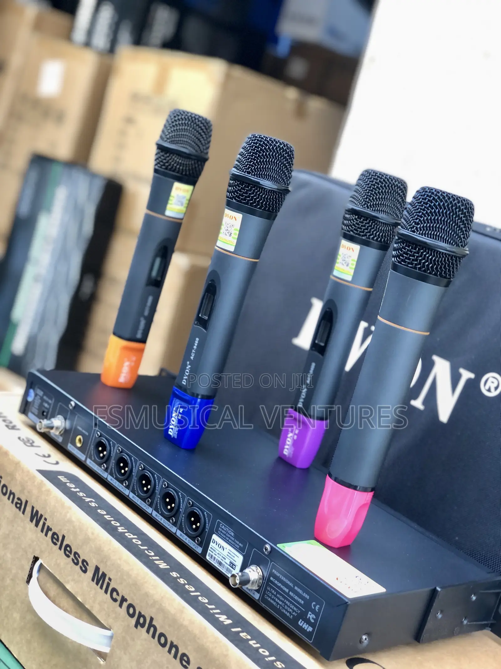 Magnetic 4in1 Wireless Microphones Systems