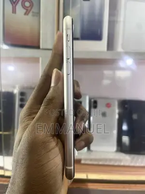 Apple iPhone 11 128 GB White
