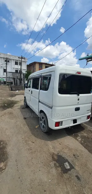 Suzuki APV Minibus 2012 White