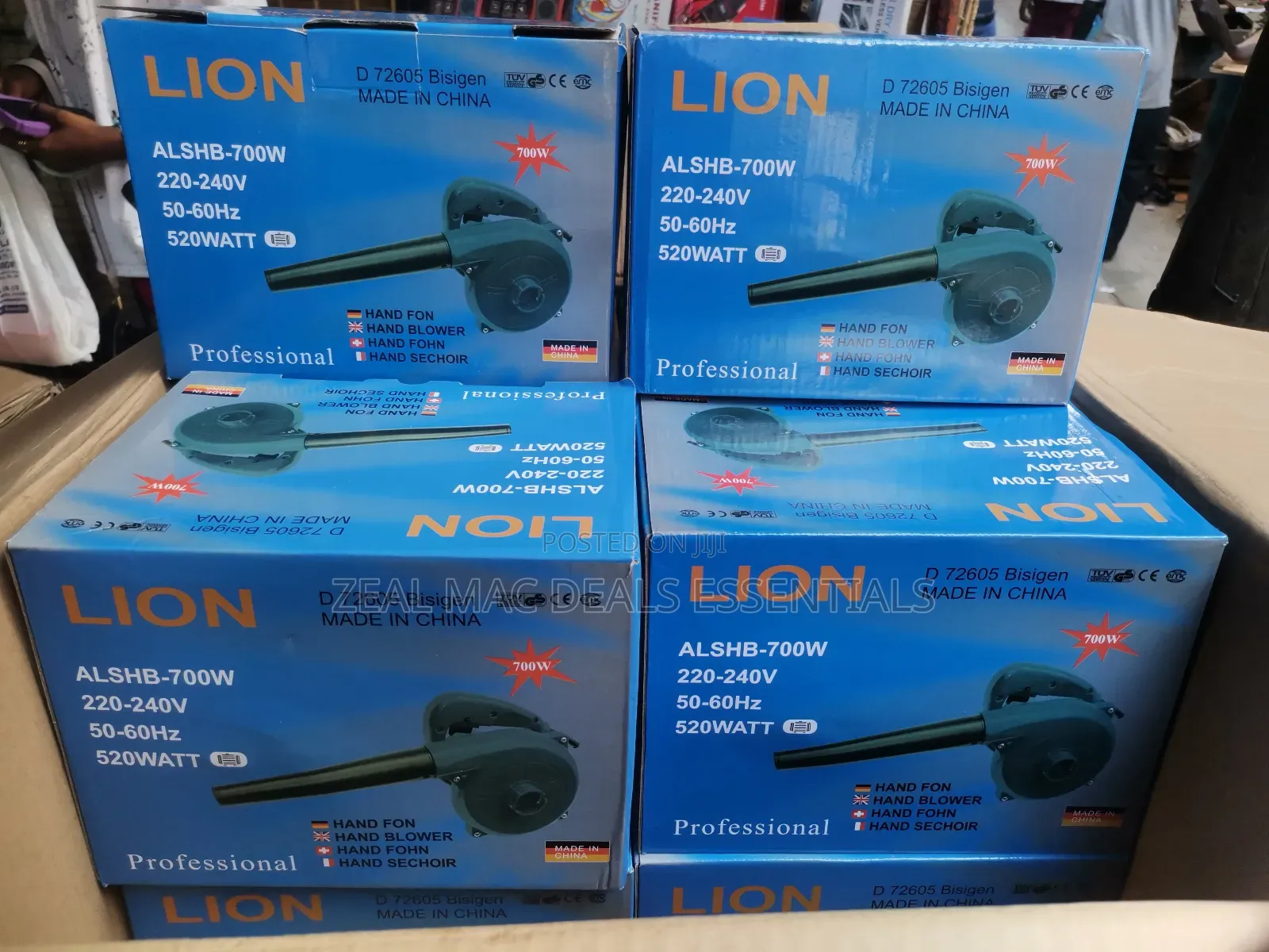 Lion Electric Air Blower