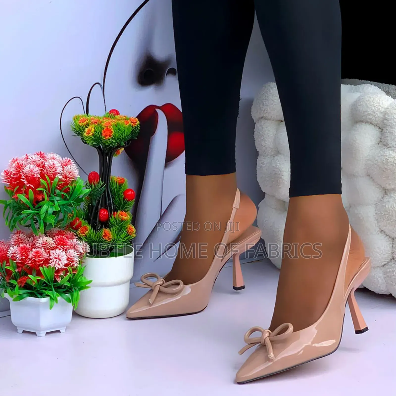 Elegant Ladies Patent Bow Heels – Perfect December Gift Choice 