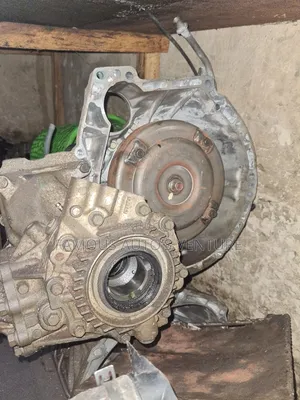 2.5 Liters Nissan X-Trail 205