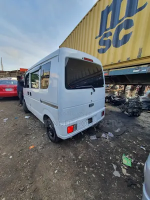 Suzuki APV Minibus 2010 White
