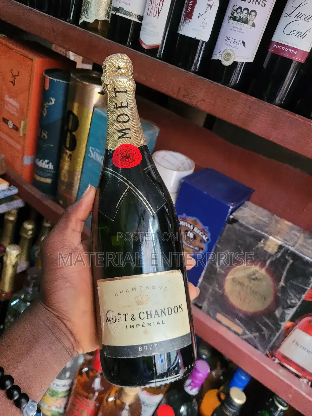 Moet Chamdon